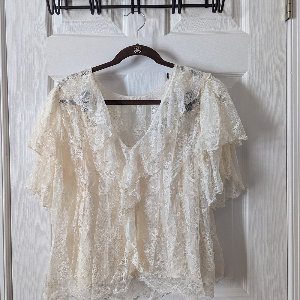 Elegant Lace Ruffle Blouse - Cream